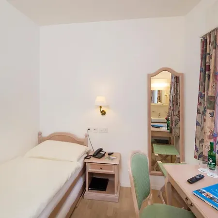 Stella Sa Hotel Muralto