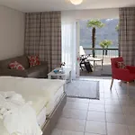 Stella Sa 3*